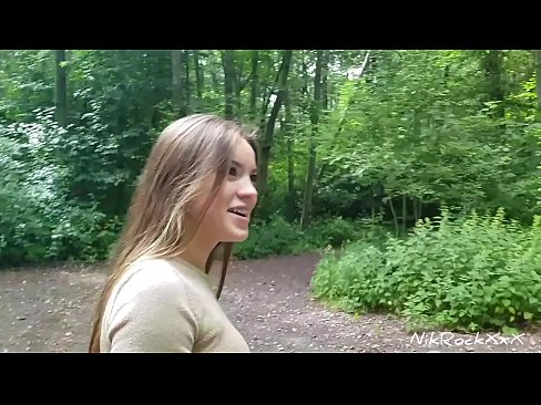 ❤️ Es piedāvāju Evelīnai, lai mēs izdrāžamies publiskā vietā! Viņa piekrita. Tad es viņu izdrāztu dibenā un spermu viņas mutē. Pēc tam viņa čurāja. Kaltais porno pie lv.pornovore.ru