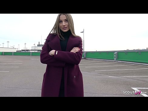 ❤️ VĀCU SKAUTS IR SAPNIS, PIESKARAS STEELE, AUTOSTĀVVIETA TELLTALE UN SEXY PAR NAUDU Kaltais porno pie lv.pornovore.ru